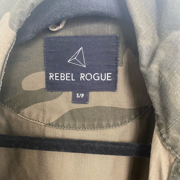 Camo jacket - Picture 2 of 3